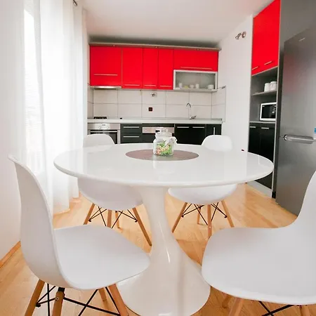 Sunny & Relaxing Apartman *