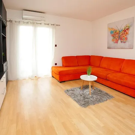 Sunny & Relaxing Apartman *